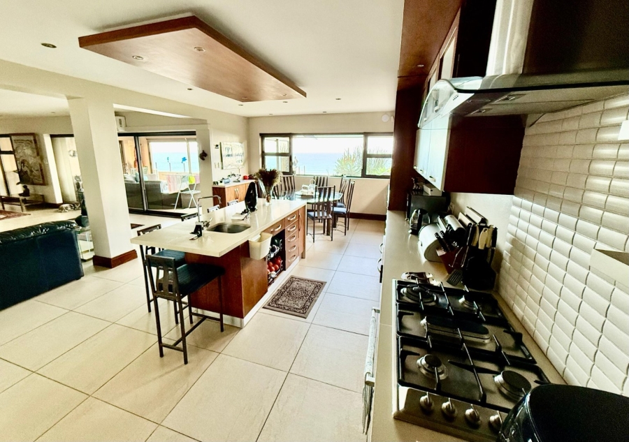 4 Bedroom Property for Sale in Constantia Kloof Western Cape